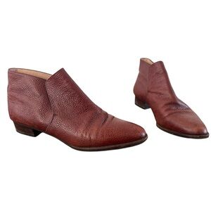 Vintage Textured Ankle Pointed Toe Booties in Warm Brown